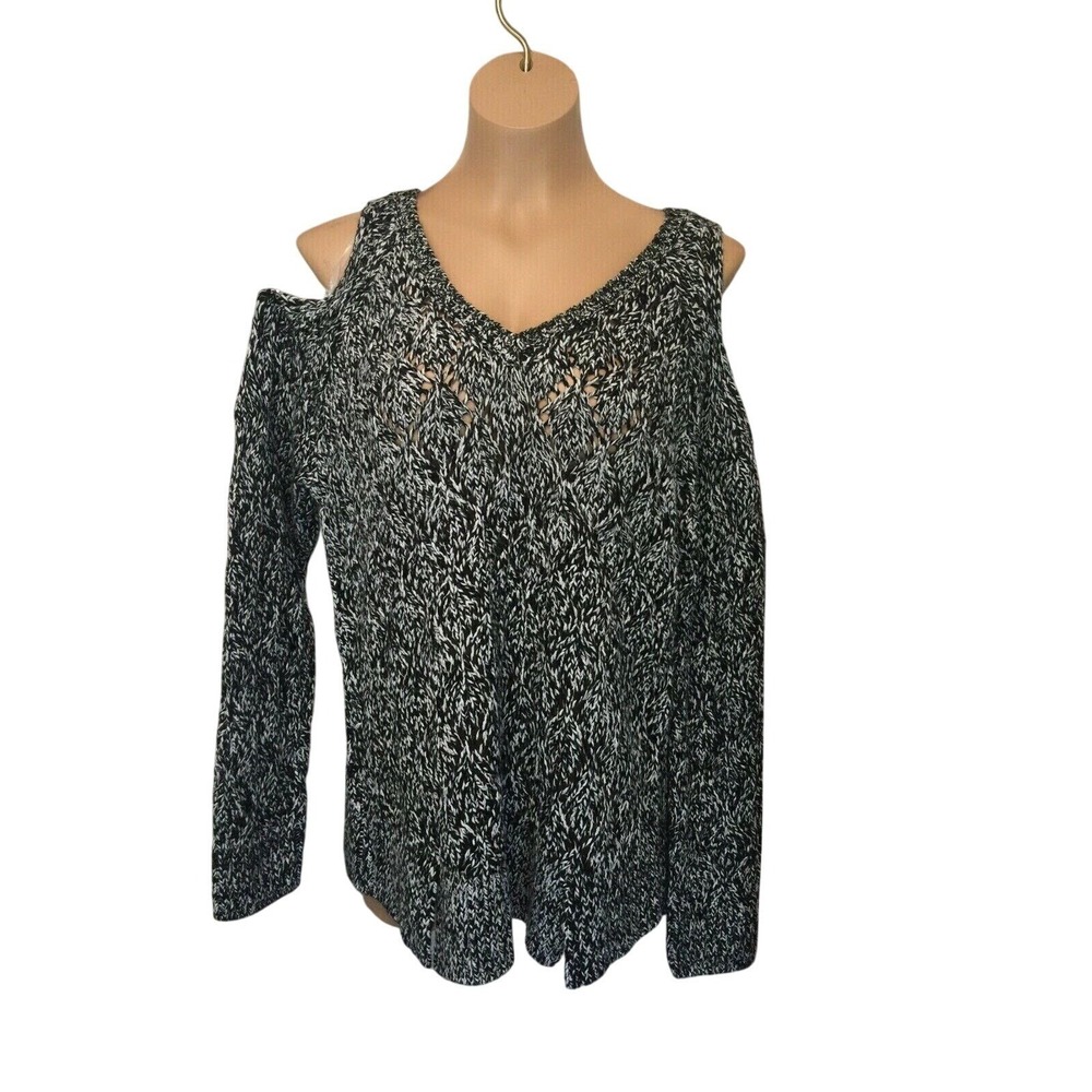 Maurices Black & White knit Cold Shoulder‎ Sweater Women's M